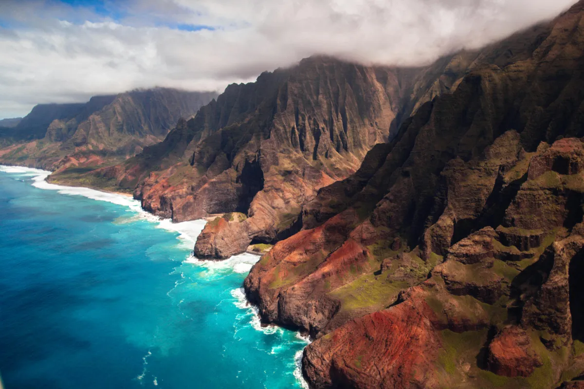 Landschaft von Hawaii während der optimalen Reisezeit