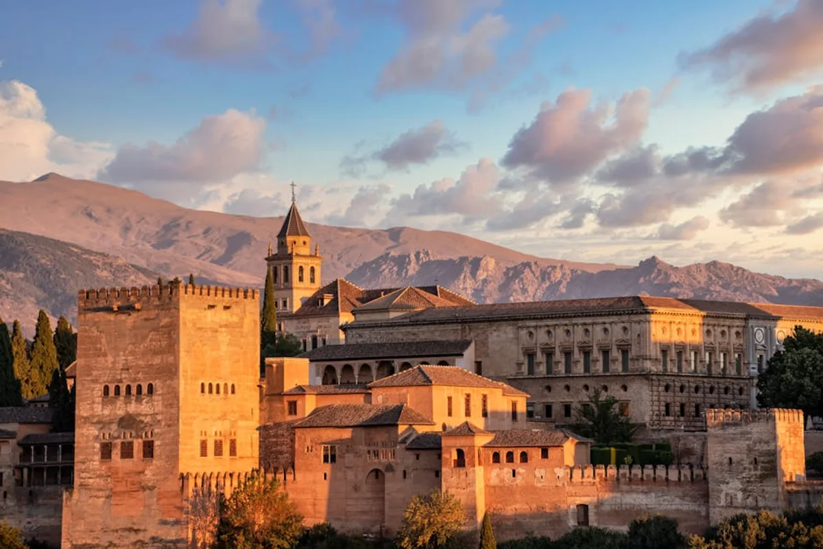 Beste Reisezeit Andalusien - Klimadiagramm und Wetterdaten