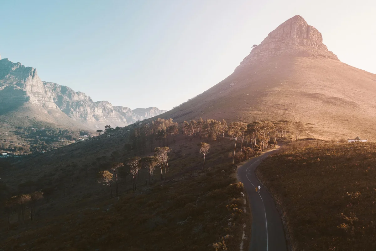 Landschaft von Kapstadt während der optimalen Reisezeit