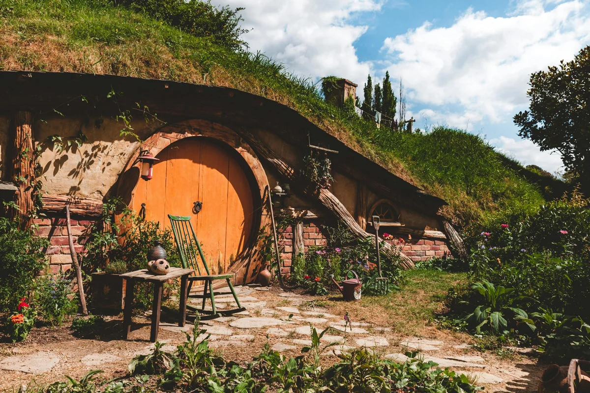 Landschaft von Neuseeland während der optimalen Reisezeit