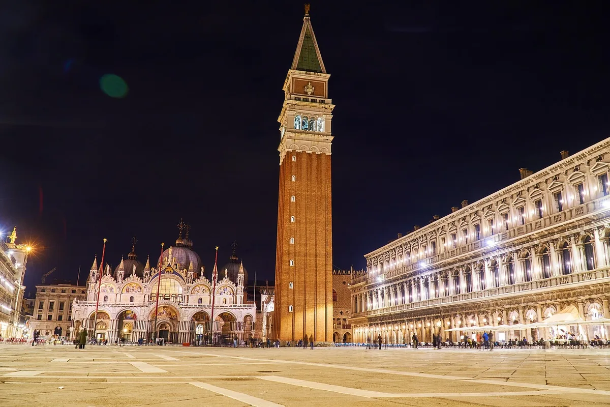 Sightseeing an Markusplatz und Canal Grande
